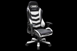 DxRacer OH/IS166/NW – полосатая новинка из серии Iron