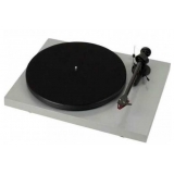 Проигрыватель винила Pro-Ject Debut Carbon (2M-Red) Light Grey