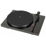 Проигрыватель винила Pro-Ject Debut Carbon (2M-Red) Piano