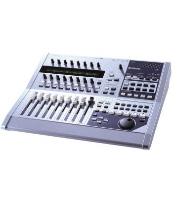 Микшерный пульт Yamaha 01X